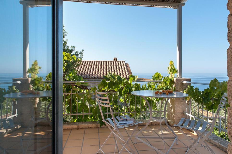Notos Hotel Kardamili Dış mekan fotoğraf
